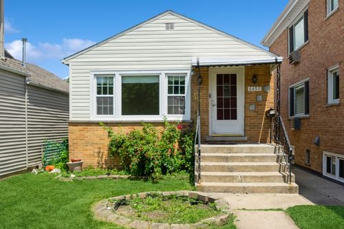 6450 W Montrose Ave, Harwood Heights, IL, 60706-7173 | Card Image