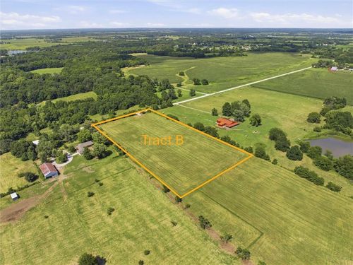 Tract B E 275th Street, Garden City, MO, 64747 | Card Image