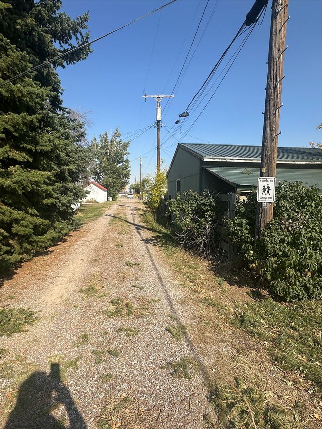 View of alley behind the property | Image 27