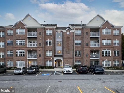 j-9502 Amberleigh Ln, PERRY HALL, MD, 21128-9450 | Card Image