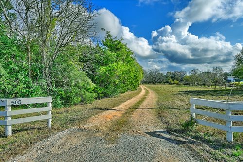 505 N Live Oak St, Round Top, TX, 78954-5353 | Card Image