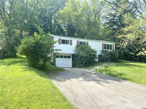 194 Oak Street Ext, Manor, PA, 15665-9703 | Card Image