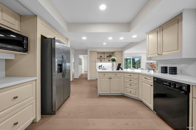 4030 Ripple Rd, House other with 4 bedrooms, 3 bathrooms and 4 parking in West Vancouver BC | Image 21