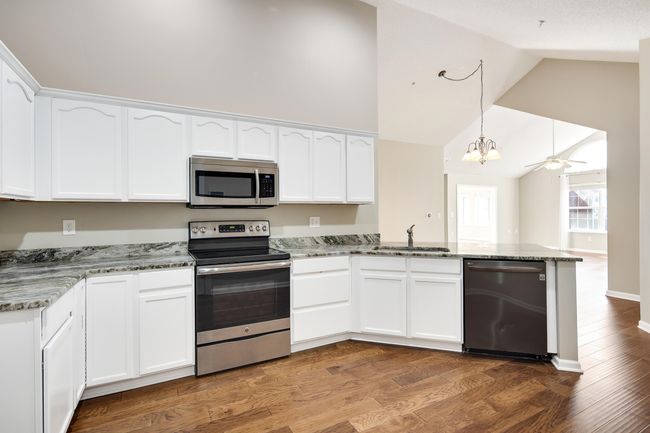 253 Oak Bluff Ln, Condo with 3 bedrooms, 2 bathrooms and null parking in Collierville TN | Image 9