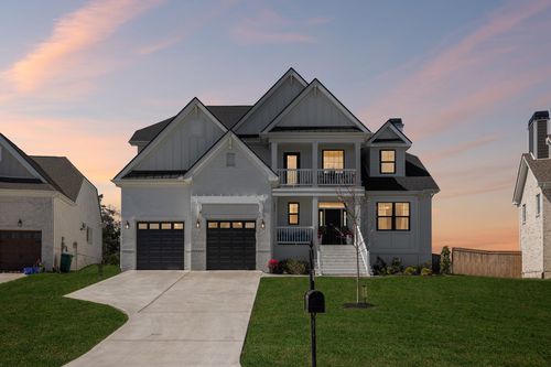 1071 Oakhall Dr, Mount Juliet, TN, 37122-6342 | Card Image