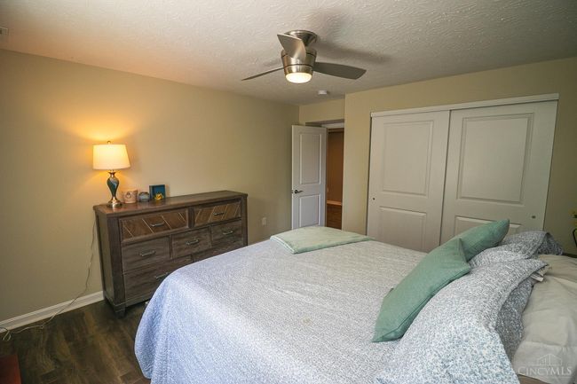 1331 Peregrine Way, House other with 4 bedrooms, 3 bathrooms and null parking in Hamilton OH | Image 31