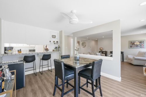 38 San Ramon Way, Novato, CA, 94945 | Card Image