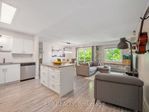 301-276 Eiwo Crt, Waterloo, ON, N2K3M6 | Card Image