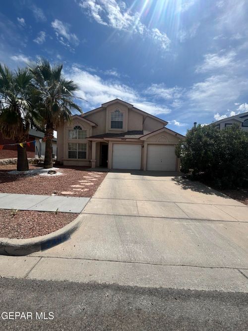 7464 Plaza Taurina Dr, El Paso, TX, 79912-8419 | Card Image