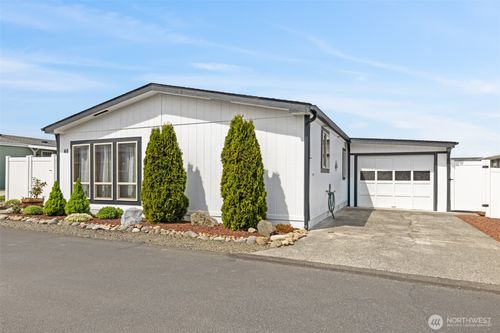 325 N 5th #48 Avenue, Sequim, WA, 98382 | Card Image