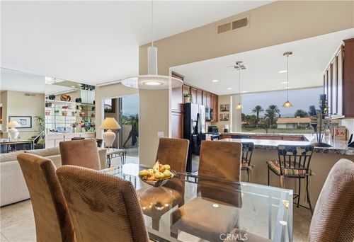 42 La Costa Dr, Rancho Mirage, CA, 92270-1611 | Card Image