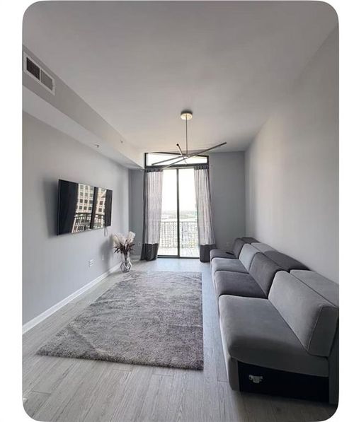 1913-3040 Peachtree Rd Nw, Atlanta, GA, 30305-2295 | Card Image