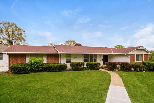3631 Forest Ave, Independence, MO, 64052-2855 | Card Image