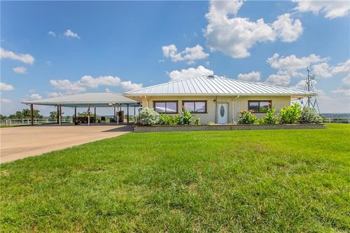 5805 Cr 301, Jonesboro, TX, 76538 | Card Image