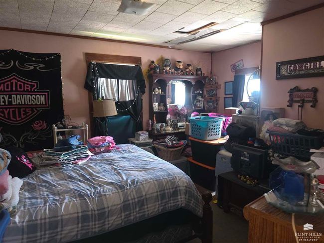 115 Se 2 Nd St, House other with 3 bedrooms, 2 bathrooms and null parking in Abilene KS | Image 14