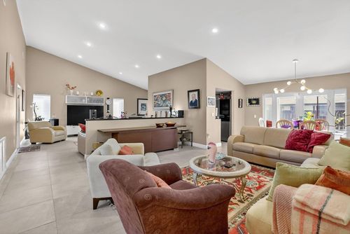 10120 Sheridan St, Pembroke Pines, FL, 33026-1850 | Card Image