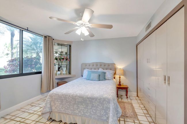 APT-107 - 4236 Deste Ct, Condo with 3 bedrooms, 2 bathrooms and null parking in Lake Worth FL | Image 20