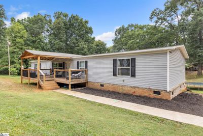 330 Blacktop Road, House other with 5 bedrooms, 3 bathrooms and null parking in Taylors SC | Image 2