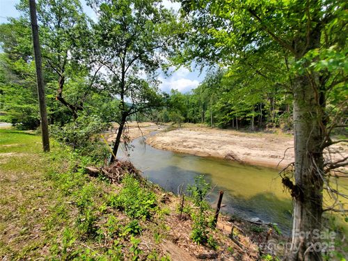 000 Green River Cove Rd, Saluda, NC, 28773 | Card Image