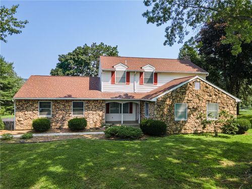 3250 Vista Dr, Danielsville, PA, 18038-9532 | Card Image