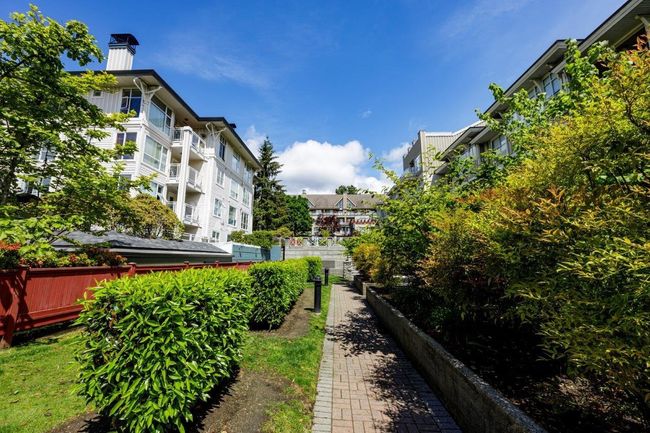 113 - 3608 Deercrest Drive, Condo with 2 bedrooms, 2 bathrooms and 1 parking in North Vancouver BC | Image 37