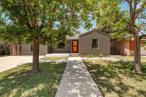 606 W 17th St, Big Spring, TX, 79720-4220 | Card Image