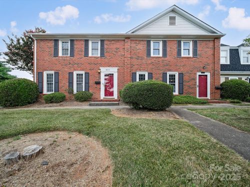 8436 Knights Bridge Rd, Charlotte, NC, 28210-5756 | Card Image