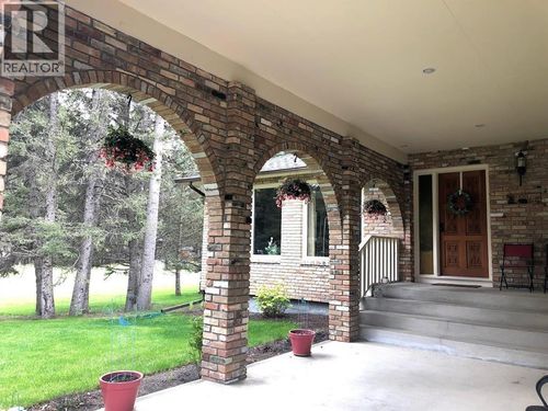 0 Wolf Dr, Redwood Meadows, AB, T3Z1A3 | Card Image