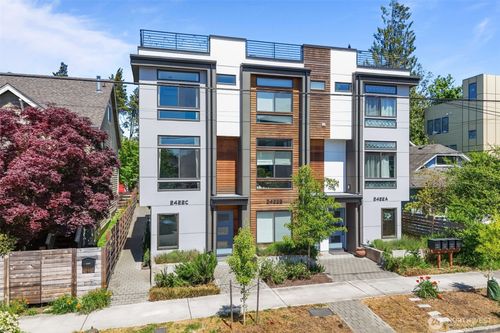 c-2422 Nw 60th St, Seattle, WA, 98107-3255 | Card Image