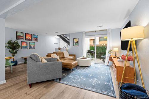 2869 S Locust St, Denver, CO, 80222-7114 | Card Image