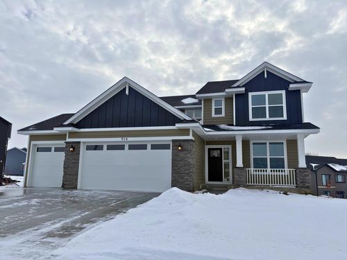 914 Milborne Ln Nw, Rochester, MN, 55901-3304 | Card Image