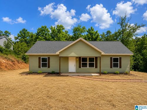 580 Country Breeze Cir, WEDOWEE, AL, 36278-5755 | Card Image