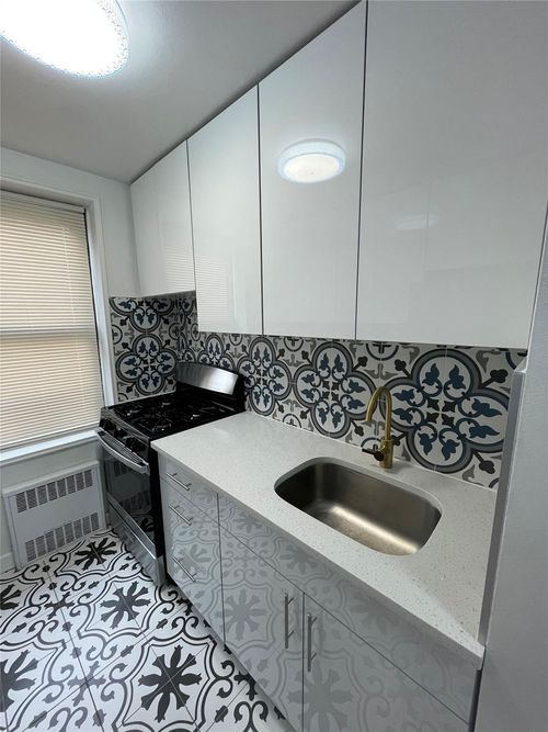 apt-3f-83 116th St, Richmond Hill, NY, 11418-3410 | Card Image