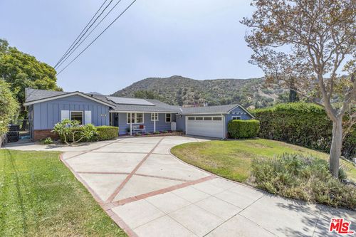 608 Solway St, Glendale, CA, 91206-1756 | Card Image