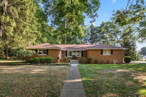 1020 Sycamore Dr, Lancaster, OH, 43130-3477 | Card Image