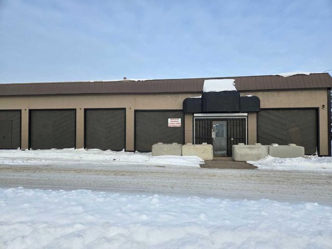 5003 50 Street, Home with 0 bedrooms, 0 bathrooms and null parking in Lougheed AB | Image 11