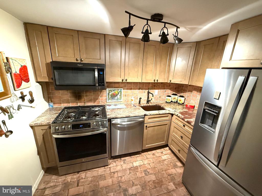 Residential Lease in JENKINTOWN 5