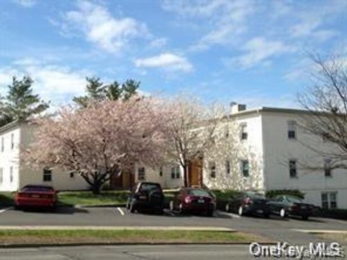 120 HS Central Ave, Pearl River, NY, 10965 | Card Image