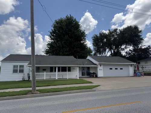 1800 Highland Dr S, Quincy, IL, 62301-2068 | Card Image