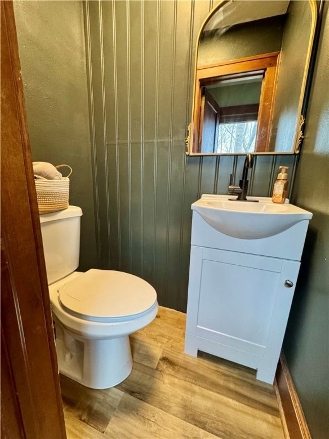 17 Phinn Ave, House other with 3 bedrooms, 2 bathrooms and null parking in Binghamton NY | Image 21