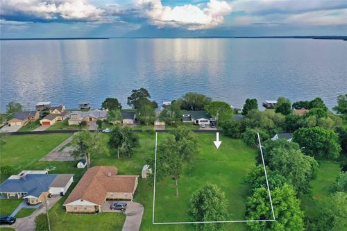 25 W Lake Cir, Pointblank, TX, 77364-6741 | Card Image