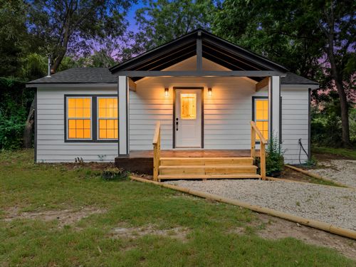 3313 S 3rd St, Waco, TX, 76706-4117 | Card Image