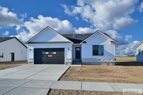 1051 Montezuma St, Idaho Falls, ID, 83402 | Card Image