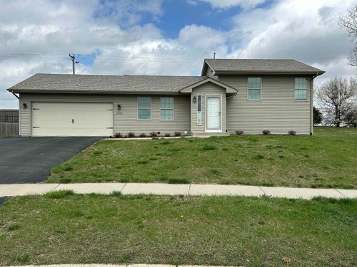 6952 Tupelo Rd, LOVES PARK, IL, 61111-3637 | Card Image