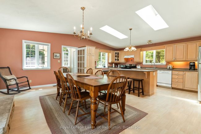 1700 Kushog Lake Rd, House other with 3 bedrooms, 2 bathrooms and 2 parking in Algonquin Highlands ON | Image 10