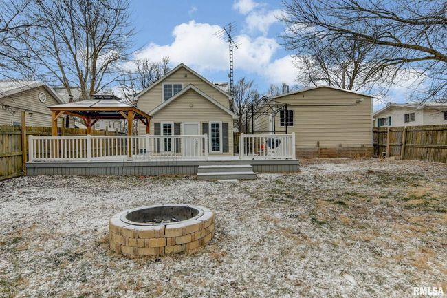 258 E Elm St, House other with 4 bedrooms, 2 bathrooms and null parking in Waverly IL | Image 29
