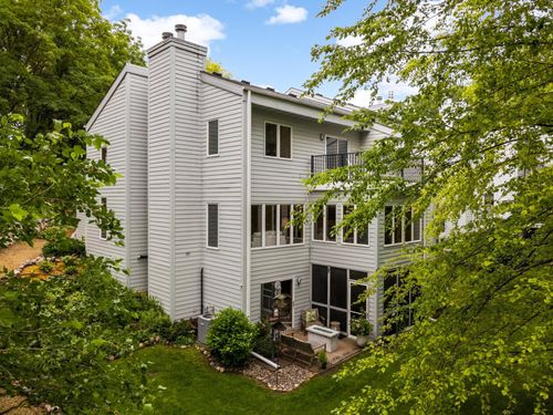 14463 Stewart Ln, Minnetonka, MN, 55345-5835 | Card Image