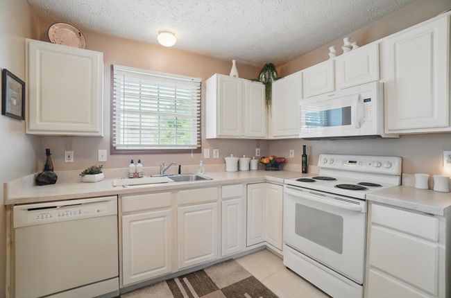 1111 Harley Run Dr, House other with 3 bedrooms, 3 bathrooms and null parking in Blacklick OH | Image 13