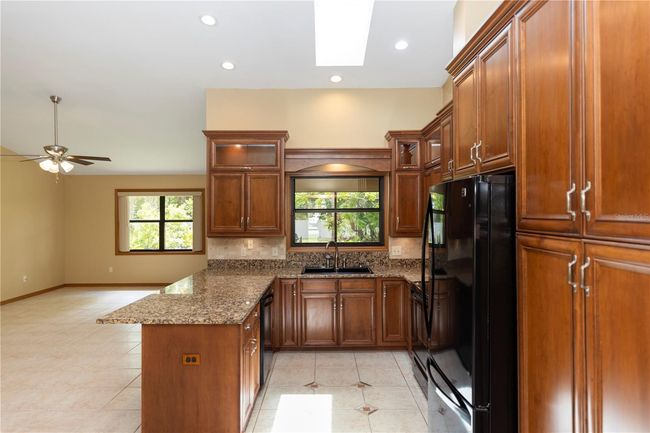 68 Spring Lake Dr, House other with 3 bedrooms, 2 bathrooms and null parking in DEBARY FL | Image 7