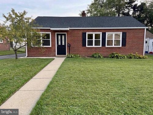 225 Bassett Ave, NEW CASTLE, DE, 19720-1801 | Card Image